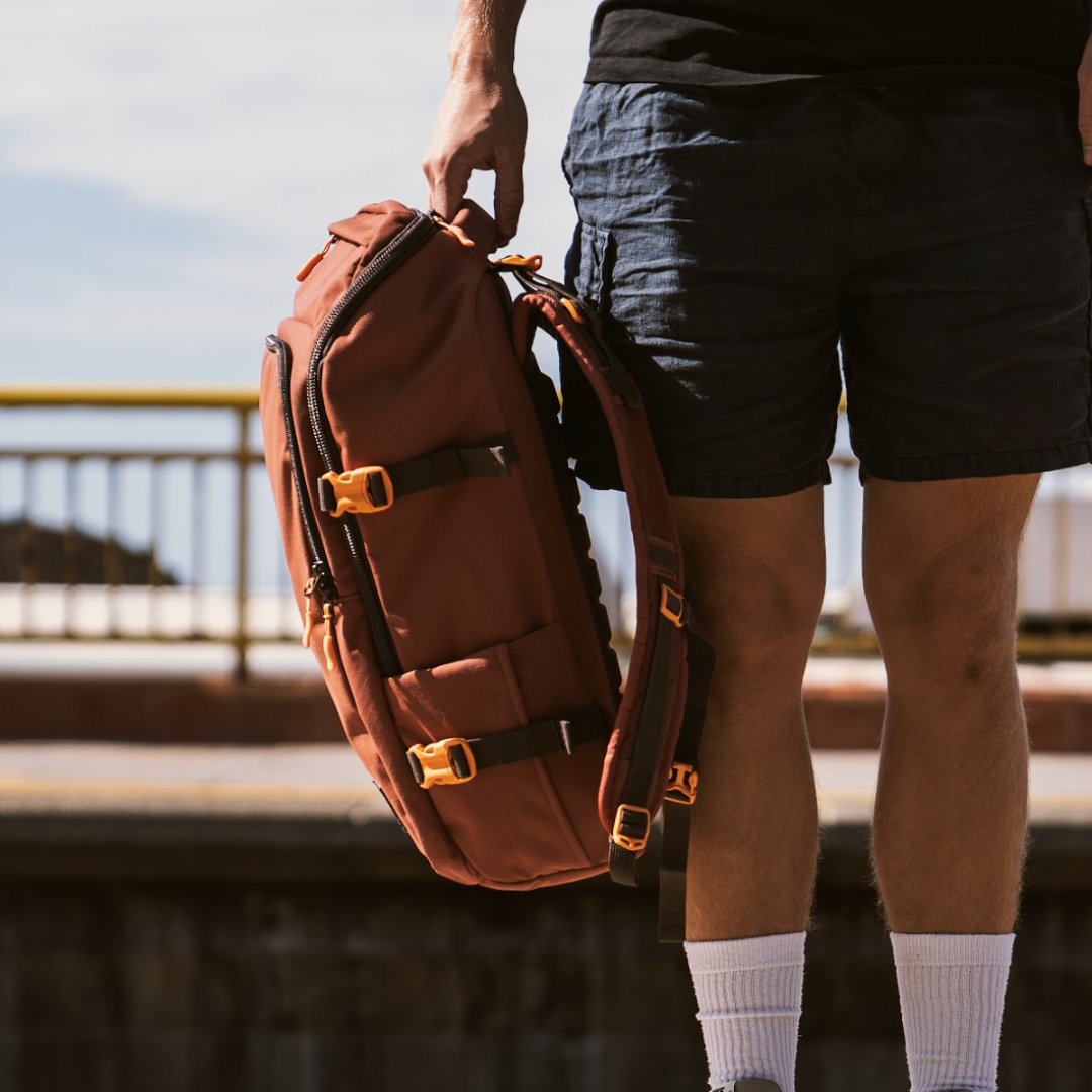 ADV Pro 32L リュック •  Saigon Coffee