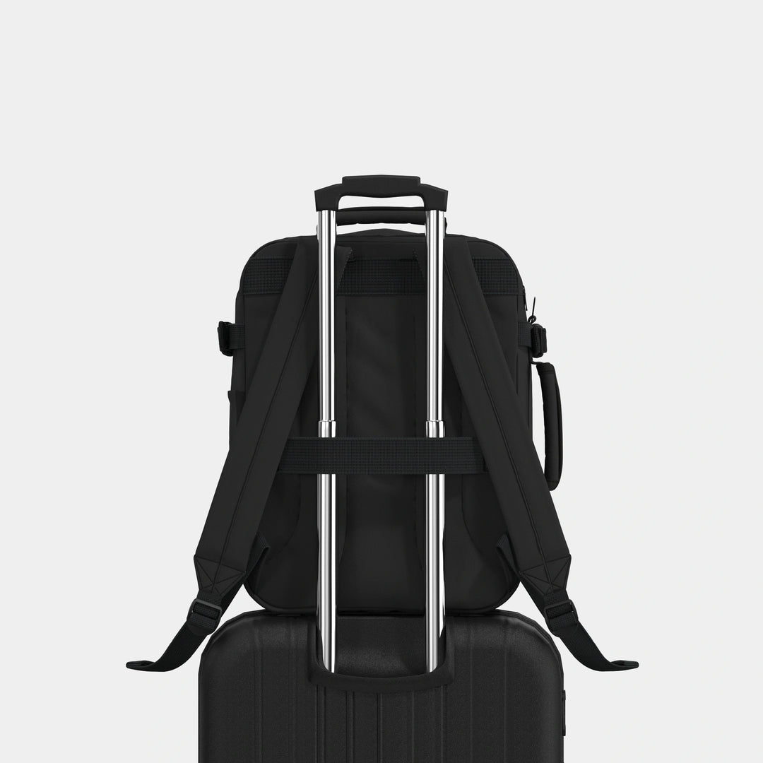 CABINZERO Classic Tech Backpack 28L