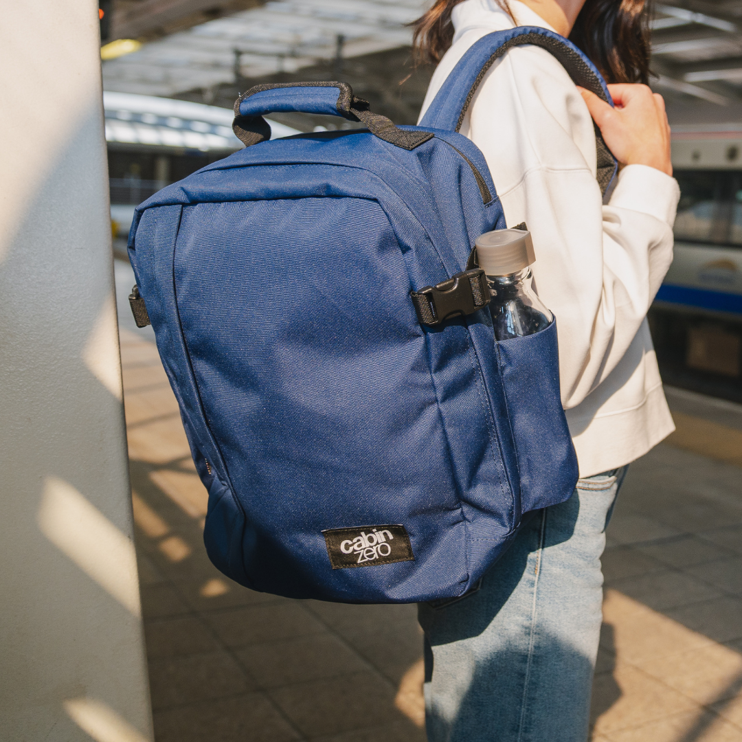 Classic Tech Backpack 28L Navy