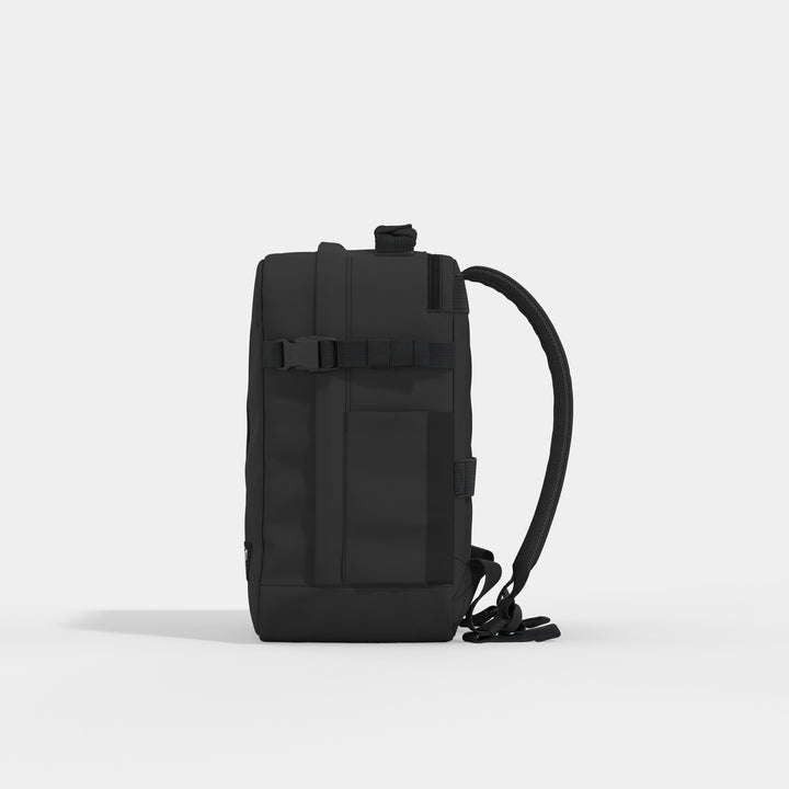 Classic Tech Backpack 28L | CABINZERO