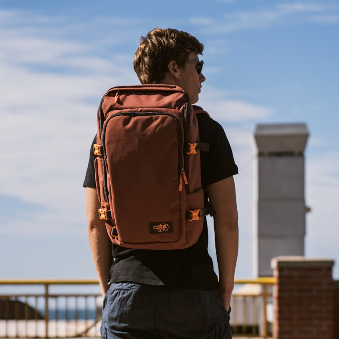 ADV Pro 32L リュック •  Saigon Coffee