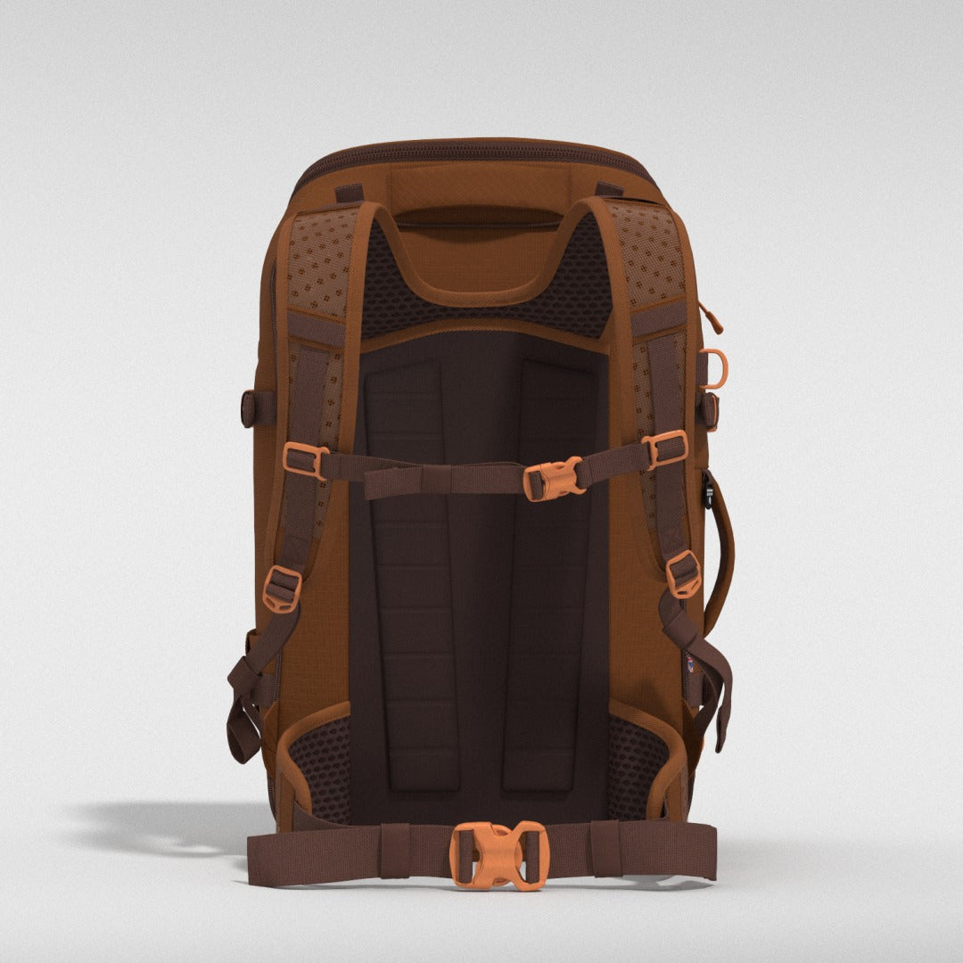 ADV Pro 42L バックパック •  Saigon Coffee