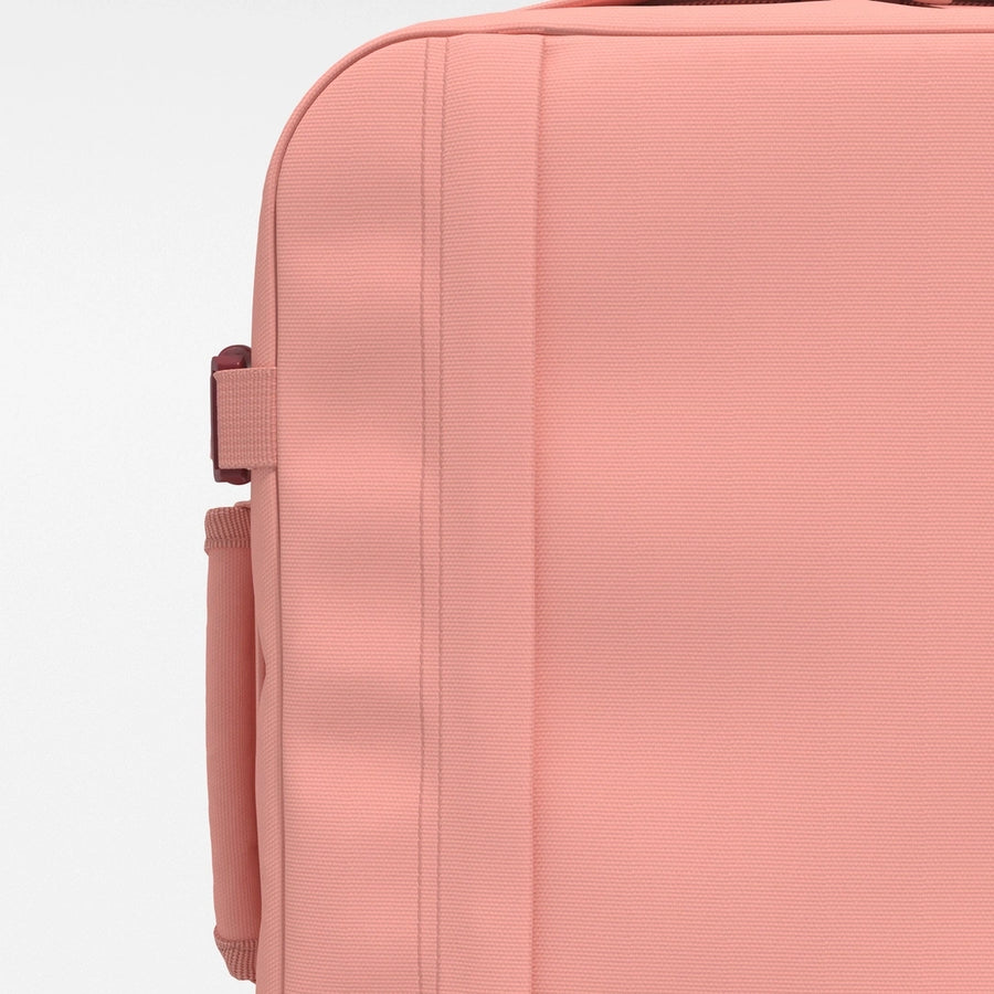 Classic Cabin Backpack 28L