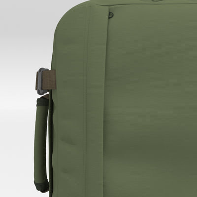 Classic 28L 機内 持ち込み リュック •  Georgian Khaki