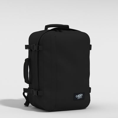 Classic 36L 機内 持ち込み リュック •  Absolute Black