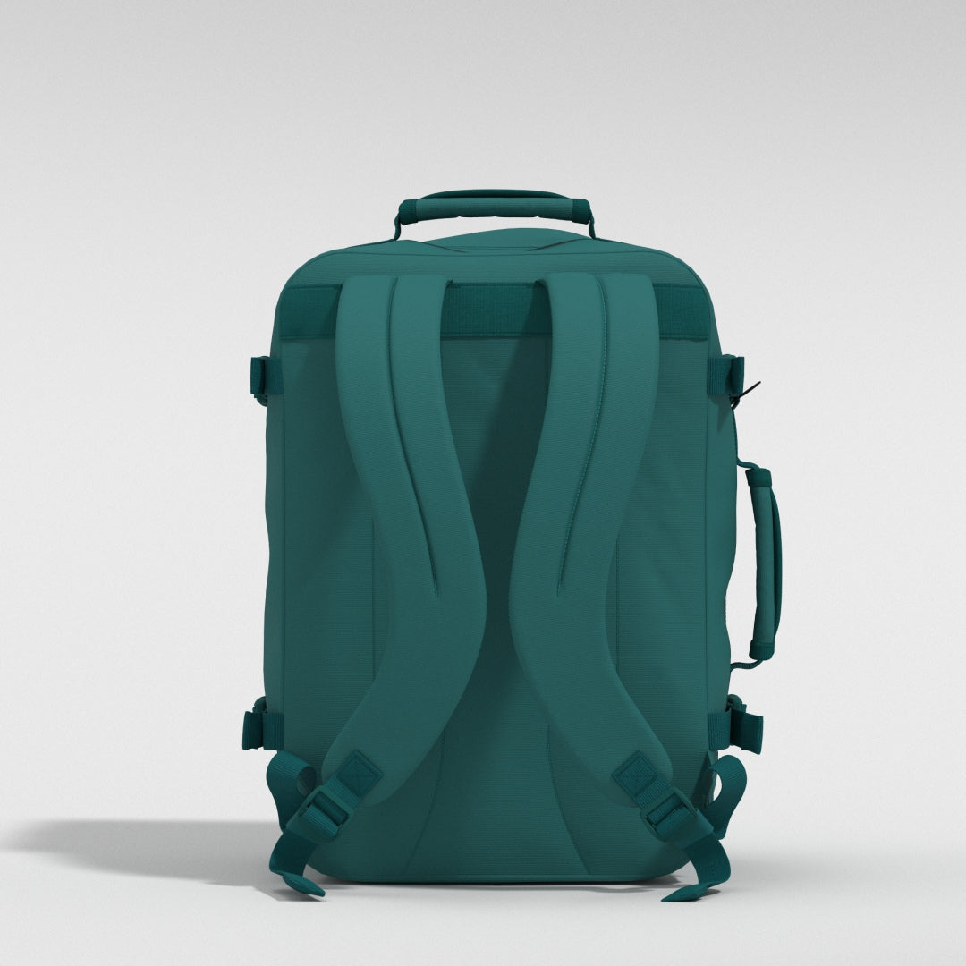 Classic 36L 機内 持ち込み リュック •  Meadow Green