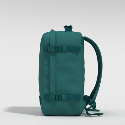 Classic 36L 機内 持ち込み リュック •  Meadow Green