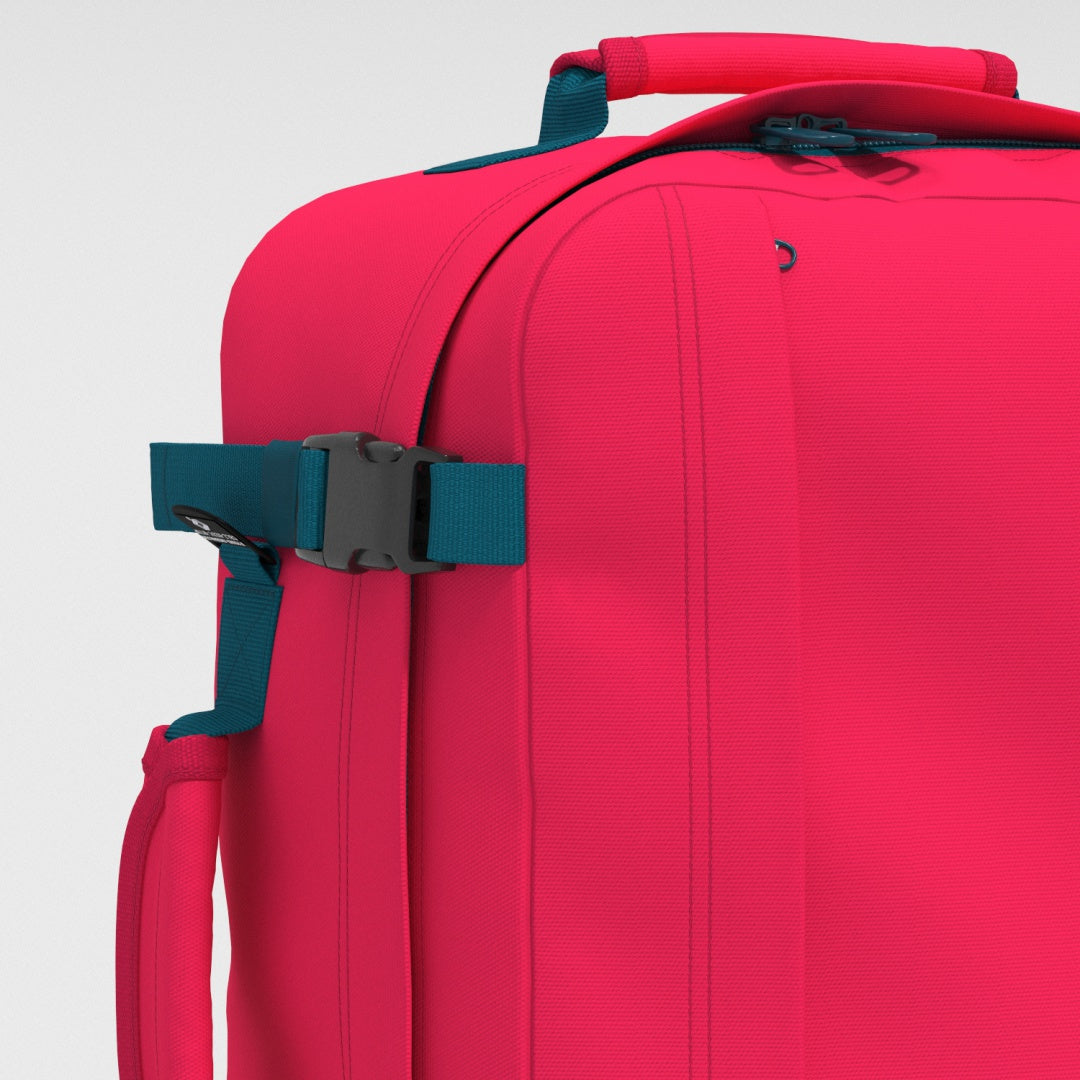 Classic 36L 機内 持ち込み リュック •  Miami Magenta