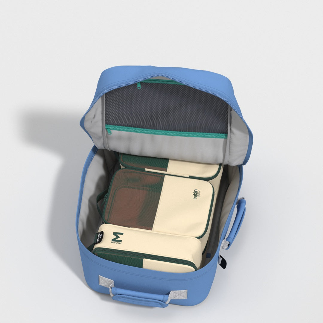 Classic 36L 機内 持ち込み リュック • Infinity Blue