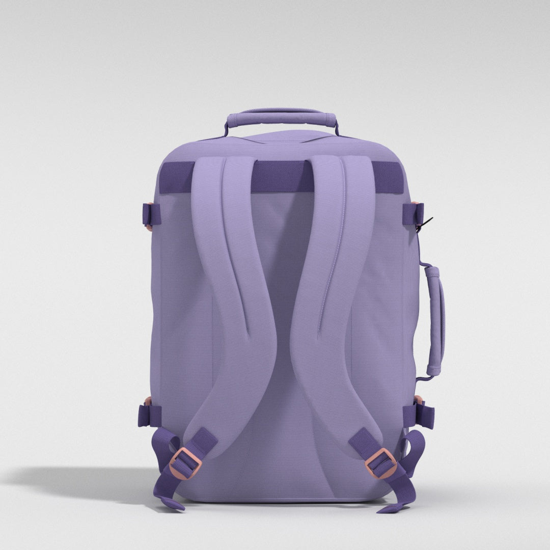 Classic 36L 機内 持ち込み リュック •  Smokey Violet