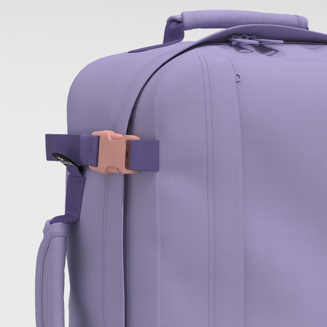 Classic 36L 機内 持ち込み リュック •  Smokey Violet