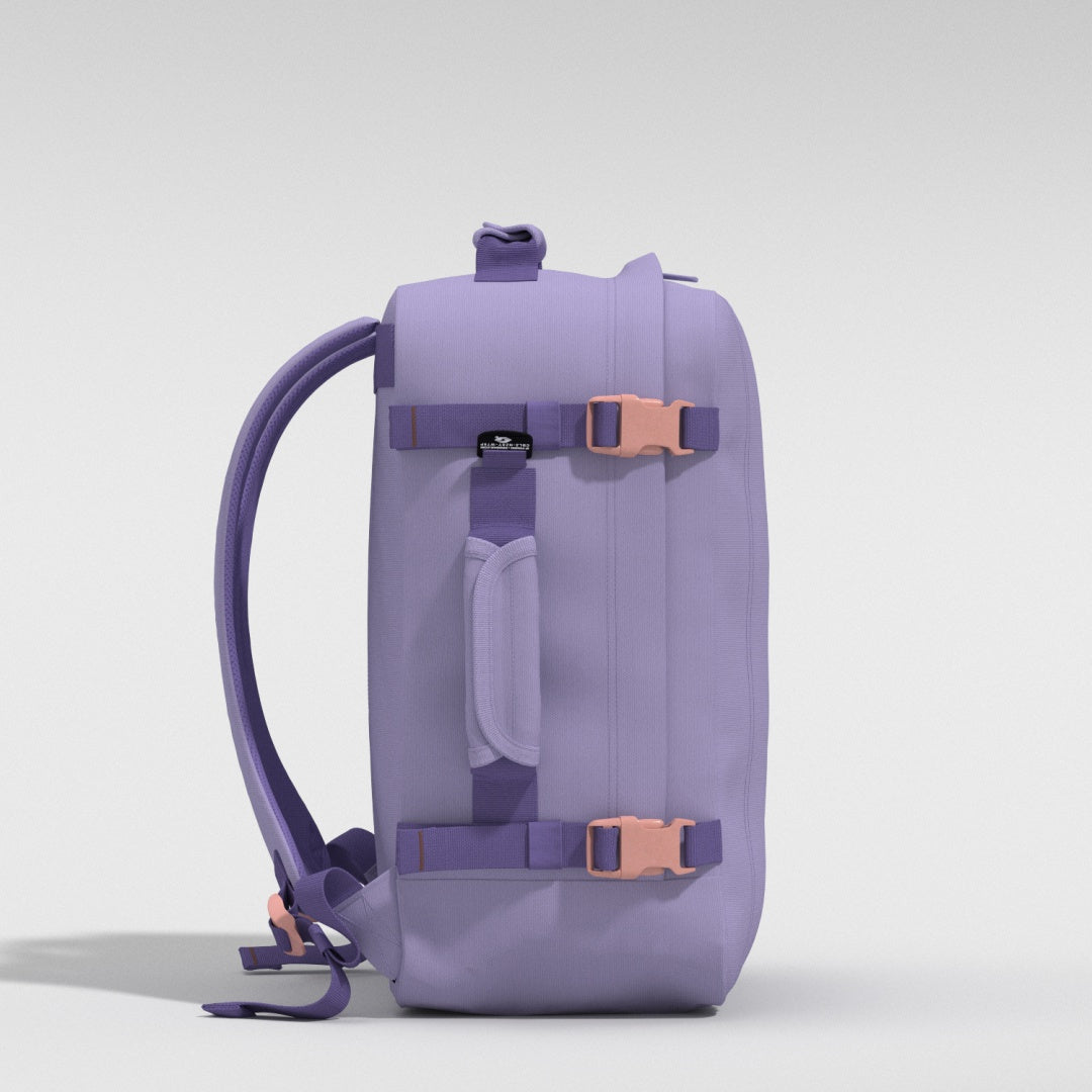 Classic 36L 機内 持ち込み リュック •  Smokey Violet