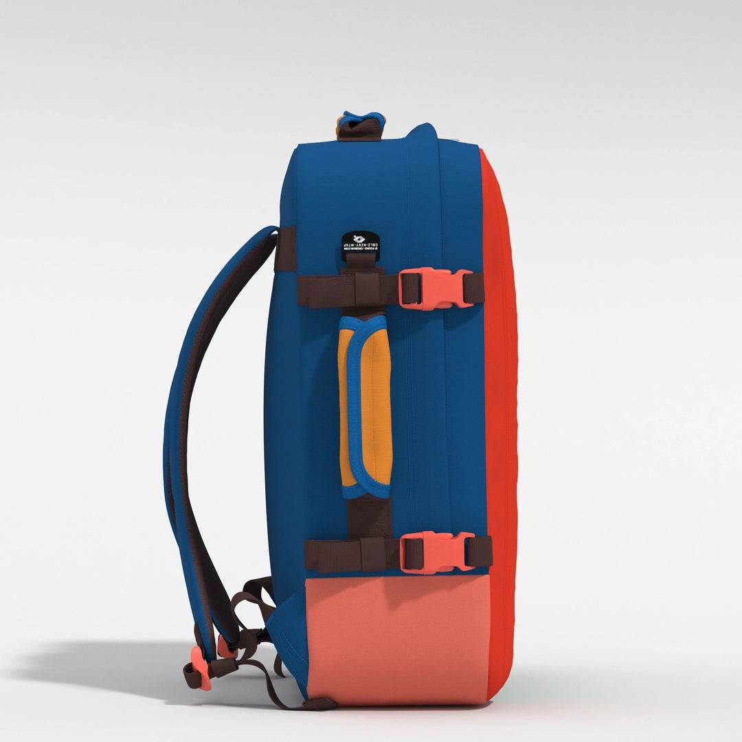 riechibabyblueさん専用 Classic 44L 機内 持ち込み リュック • Tropical Blocks | CABINZERO