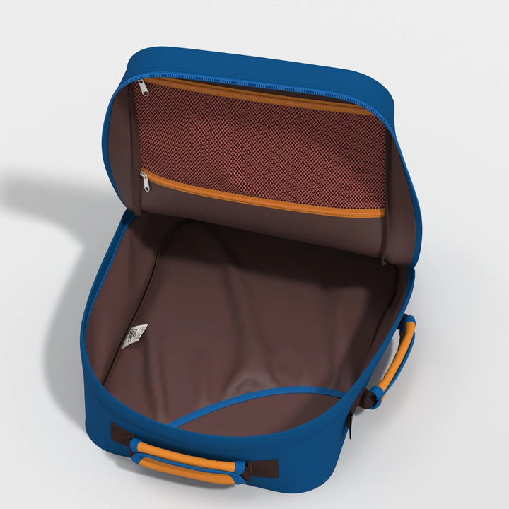 Classic 44L 機内 持ち込み リュック • Tropical Blocks | CABINZERO