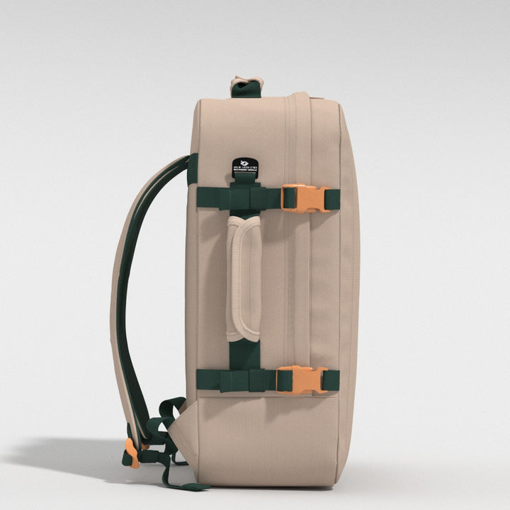 Cabin Zero キャビンゼロ (CEBU SANDS)リュックサック44ℓ Classic Cabin Backpack 44L Cebu Sands | CABINZERO