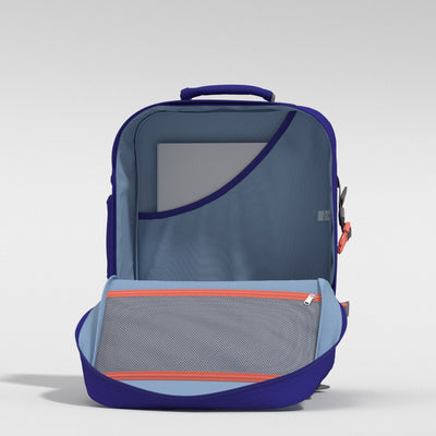 Classic Cabin Backpack 44L Neptune Blue