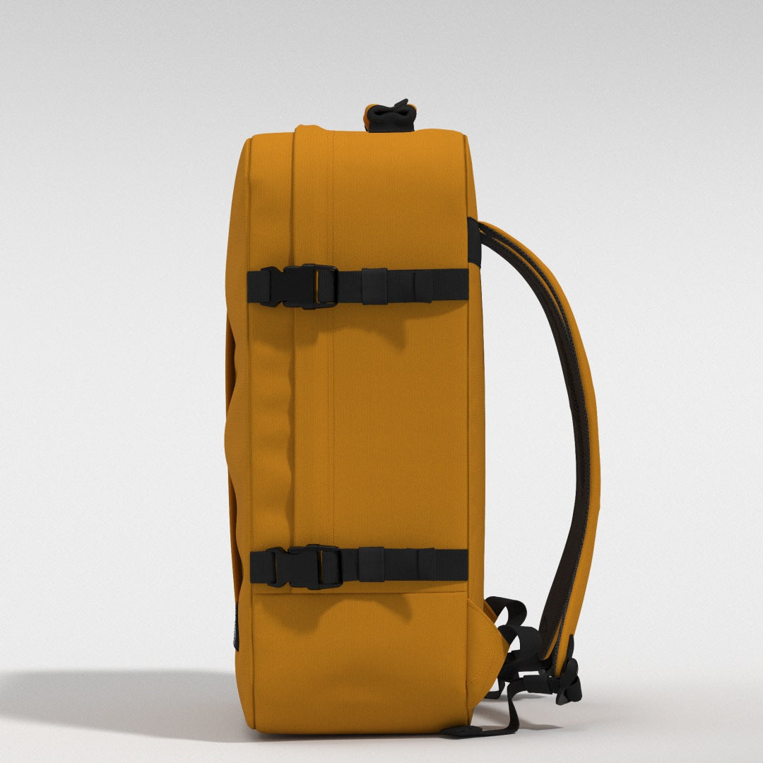 キャビンゼロ cabinzero クラシック 44L リュック オレンジチル Classic Backpack - 44L Orange Chill | CABINZERO