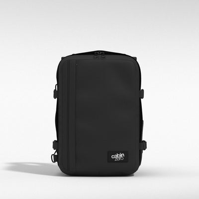 Classic Plus 32L リュック •  Absolute Black