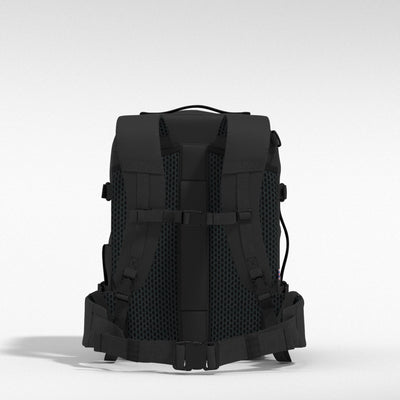 Classic Pro 32L リュック •  Absolute Black