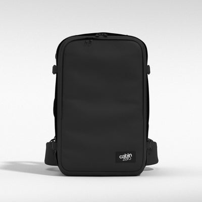 Classic Pro 42L  バックパック •  Absolute Black