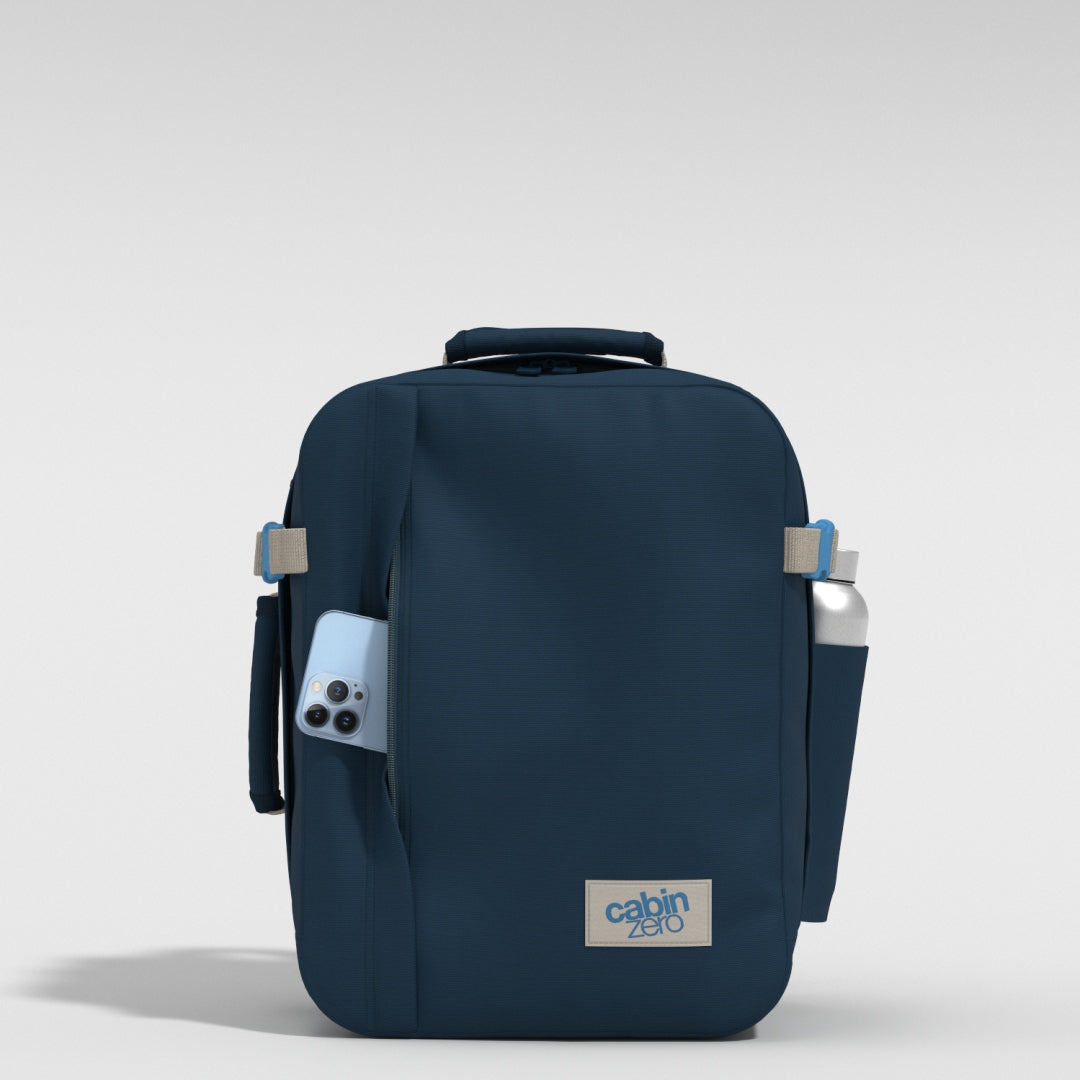 Classic Tech 28L リュック • Blue Grotto | CABINZERO キャビンゼロ
