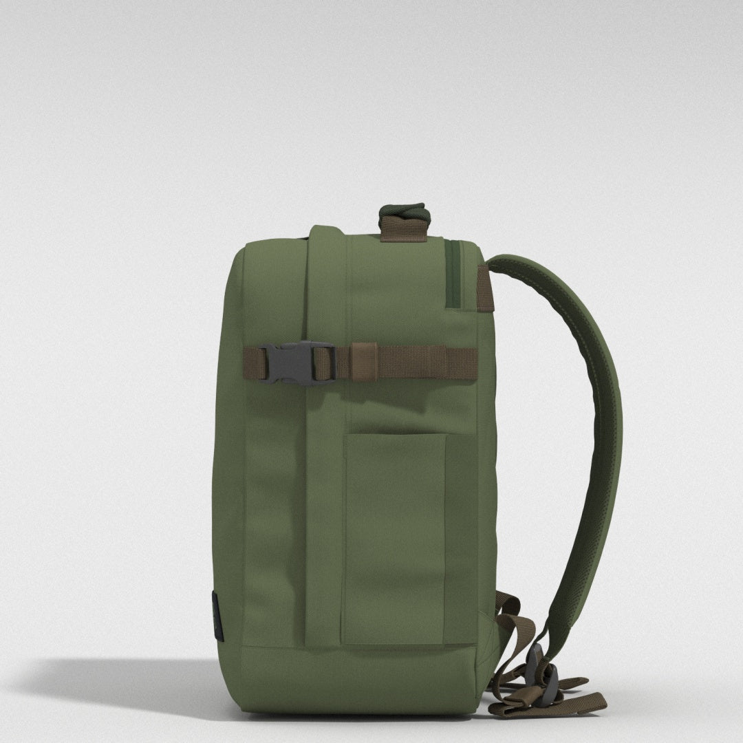 Classic Tech 28L リュック •  Georgian Khaki