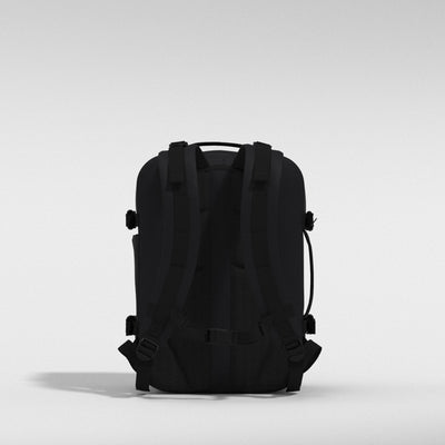 Military 28L リュック •  Absolute Black