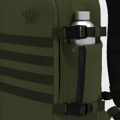 Military 28L リュック •  Military