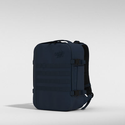 Military 28L リュック •  Navy