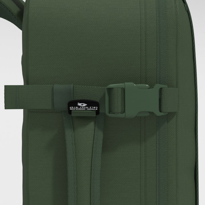 Military バックパック 36L - ミスティックグリーン | CABINZERO