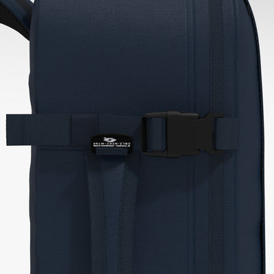 Military 36L バックパック •  Navy