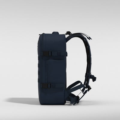 Military 36L バックパック •  Navy