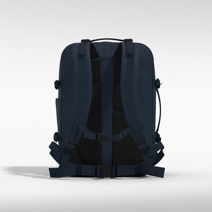 ワンピなど最旬ア！ MILITARY-44L-NAVY- 旅行かばん・小分けバッグ