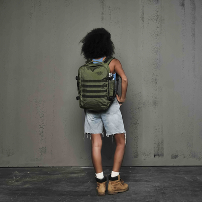 Military 28L リュック •  Military