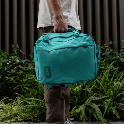 Classic 28L 機内 持ち込み リュック •  Meadow Green