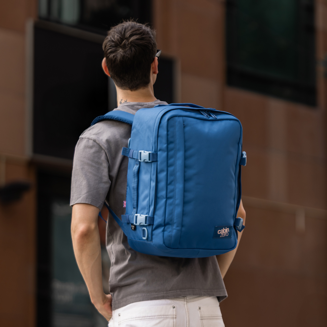 Classic Plus 32L リュック •  Jodhpur Blue
