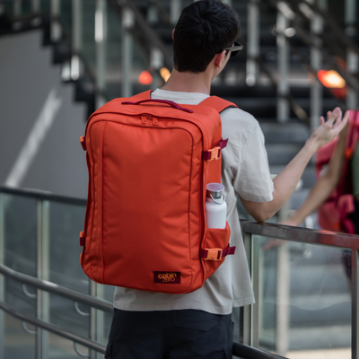 Classic Plus 42L バックパック •  Tomato Festival