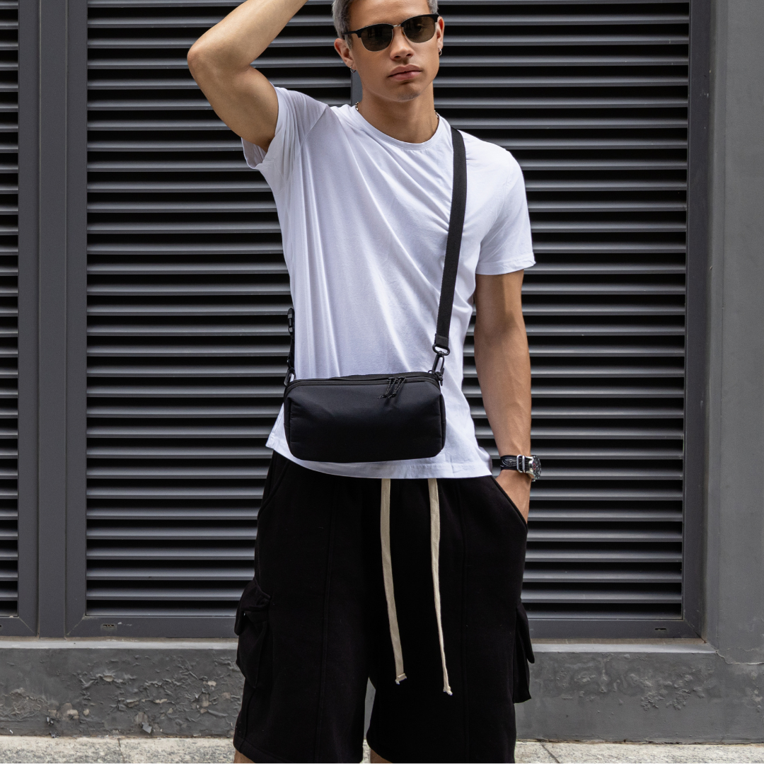 Tech Pouch • テックポーチ • 2.5L • Absolute Black | CABINZERO