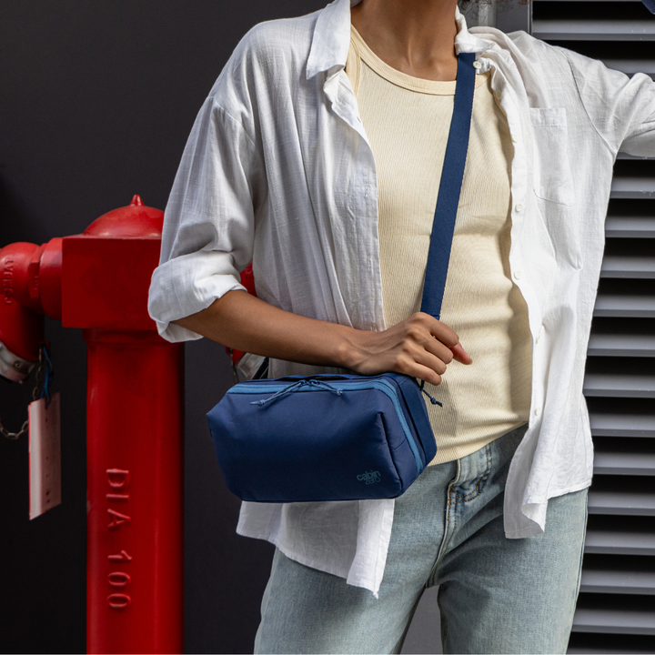 tech_pouch_gallery_blue_shimme