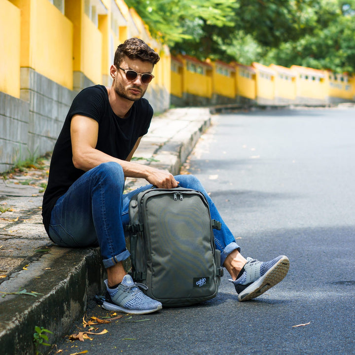 G-RO Carry-on Classic オールブラック バッテリー付 G-RO Carry-on Classic オールブラック バッテリー&GPS付